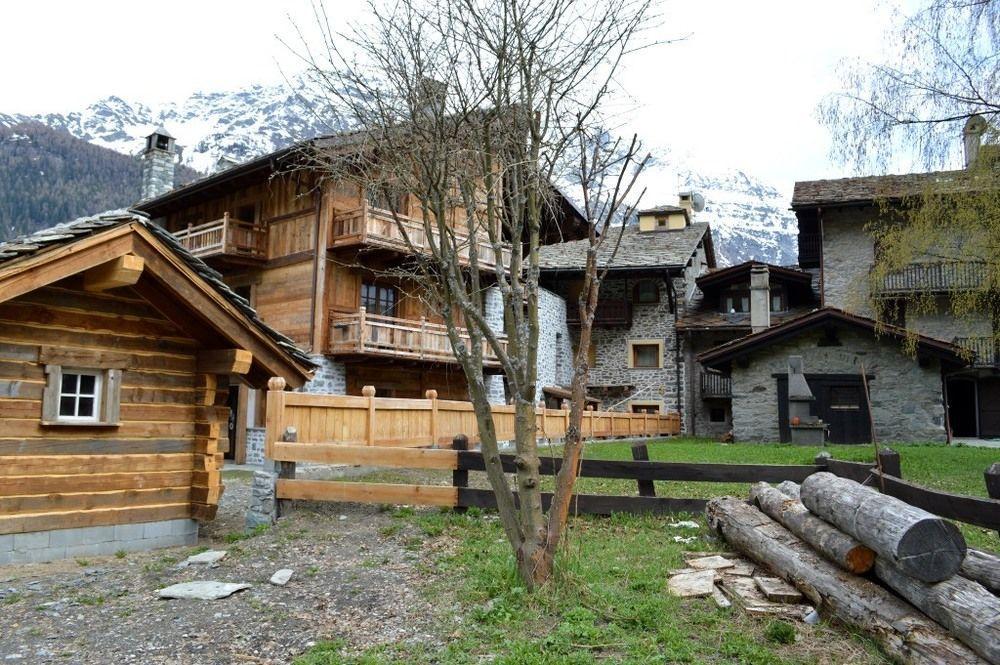 Hotel Chateau Blanc La Thuile Exterior foto